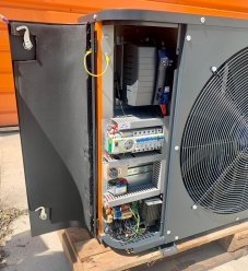 I-PACE 12.7 Q компрессорно-конденсаторная установка (12 кВт) Холодильный агрегат I-PACE 12.7 Q (12 кВт) В наличии 20 шт, бу, исправные в очень хорошем состоянии, как новые! ... image 4